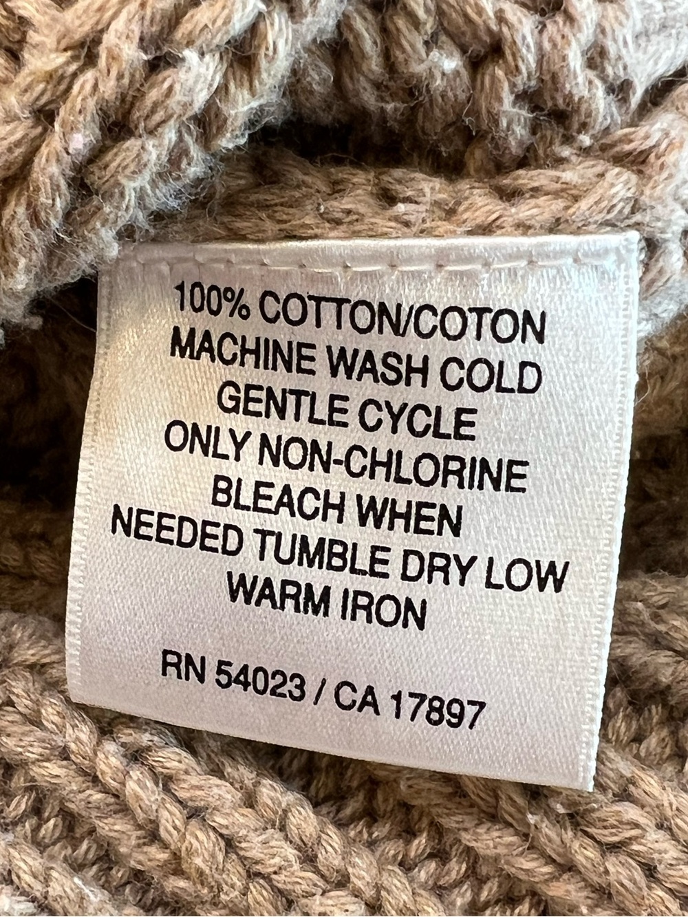 Old Navy Cable Knit Button Front Cardigan Sweater Tan M - Picture 5 of 7
